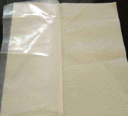 一布一膜復(fù)合土工膜 